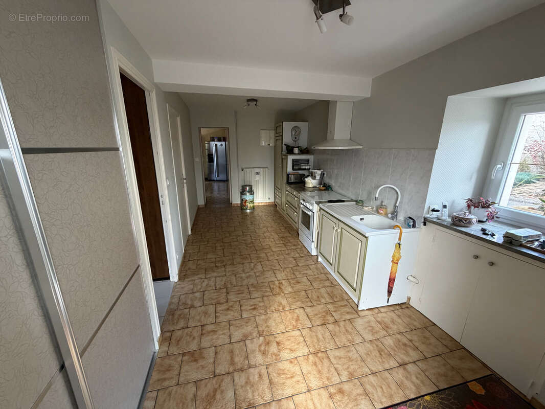 Maison à SAINT-SAUVEUR