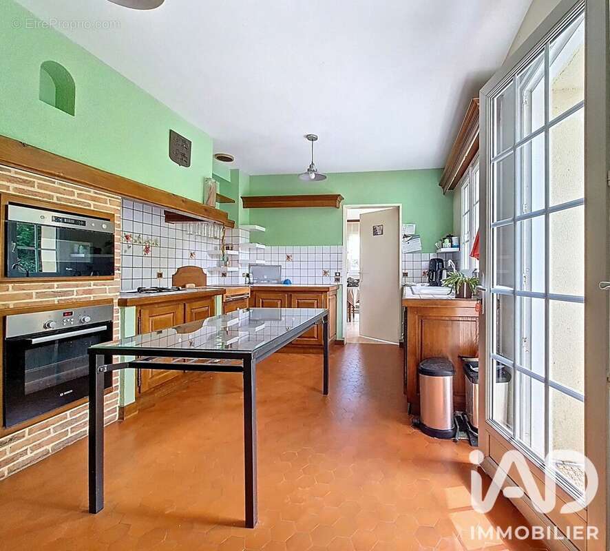 Maison 244 m² à Amfreville-La-Campagne  - photo 9