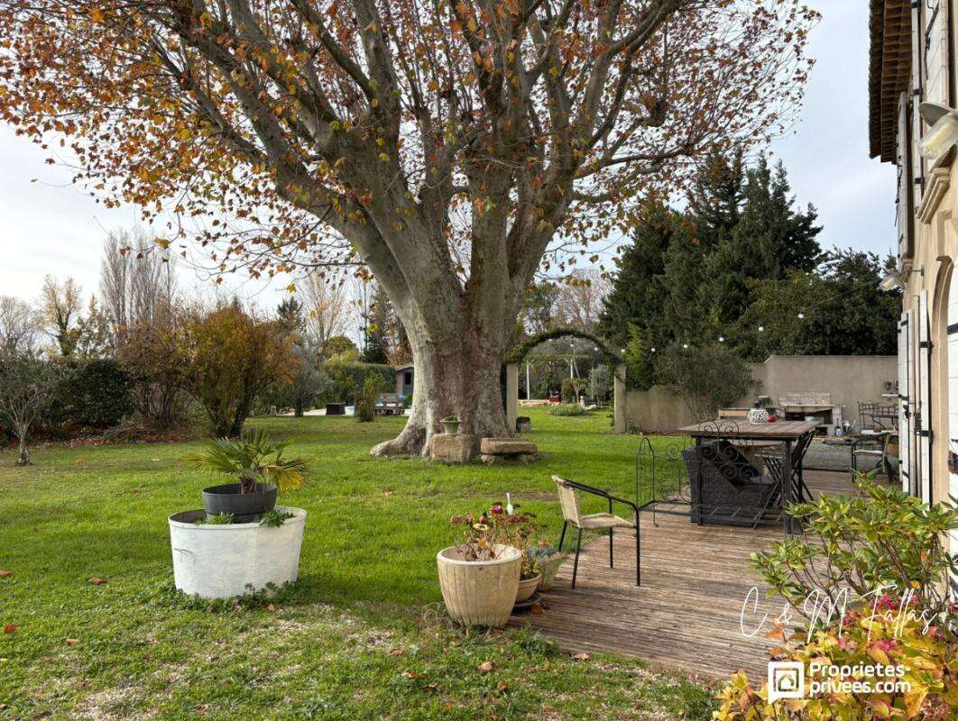 Maison à CAMARET-SUR-AIGUES