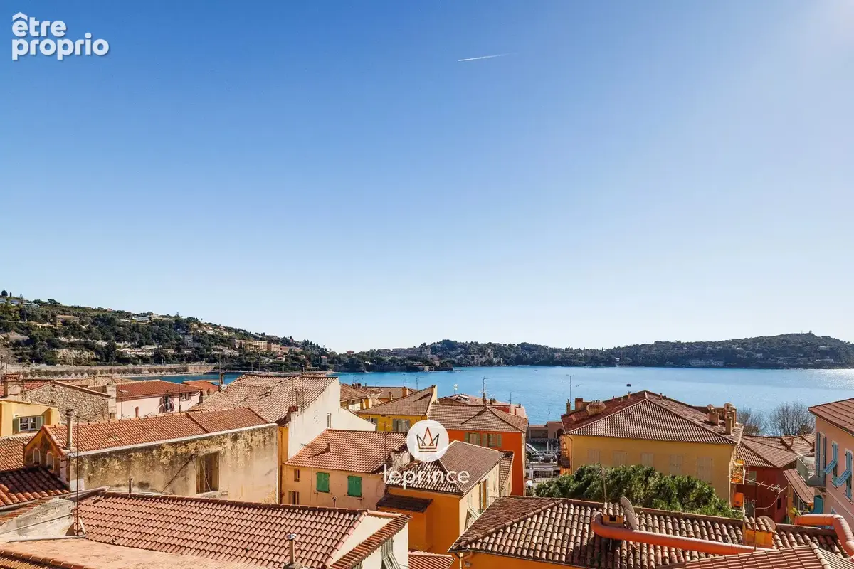 Villefranche-sur-Mer - Maison 8 Pièces - Vue Vieille ville et Mer - photo 17