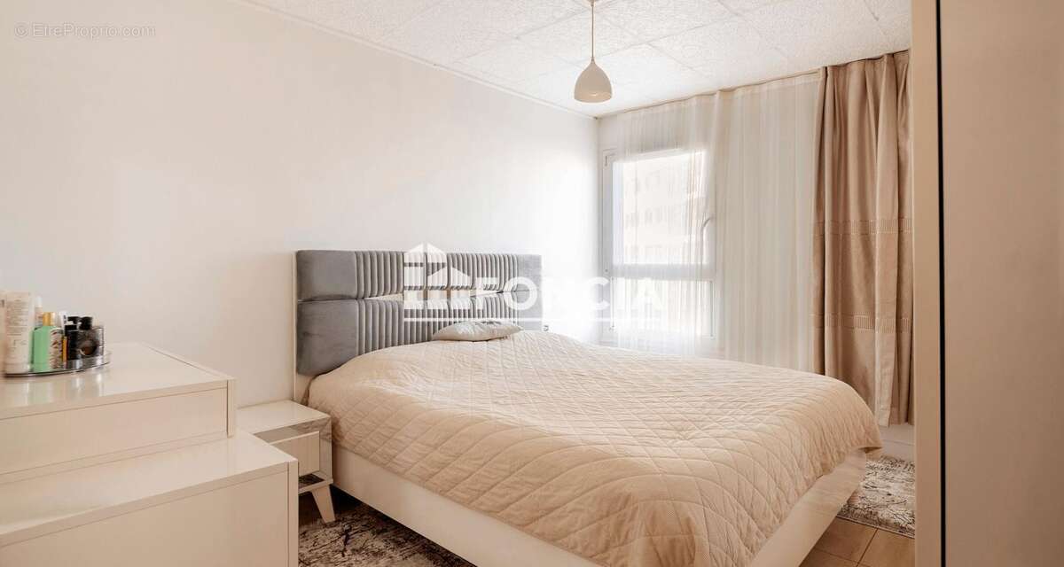 Appartement à VILLENEUVE-SAINT-GEORGES