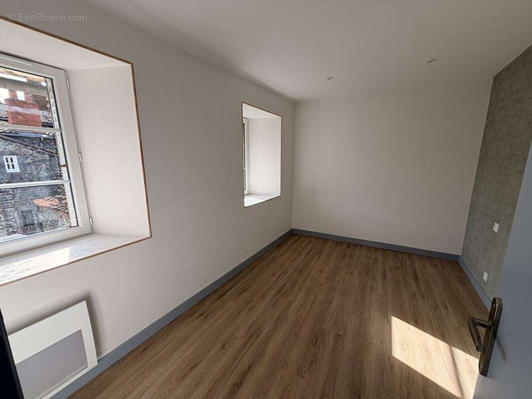 Appartement à SAINT-FLOUR