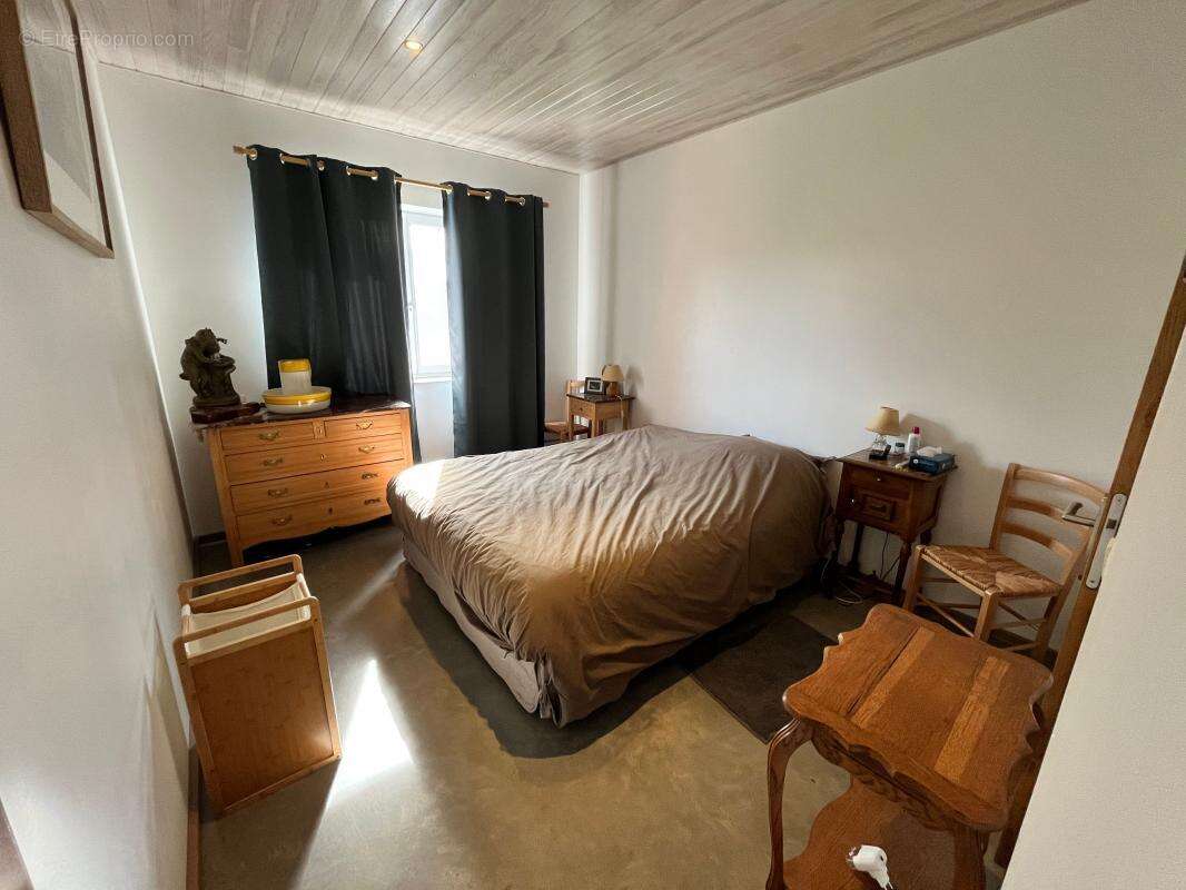 Maison à SAINT-PAUL-LE-JEUNE