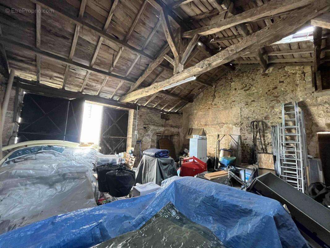 Maison à LE VIGEANT