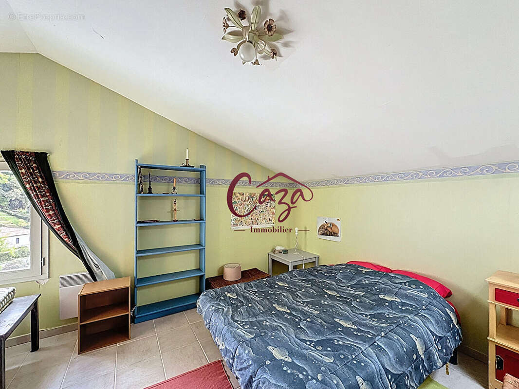 Maison à SAINT-CAPRAIS-DE-BORDEAUX