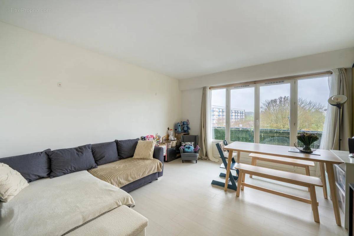 Appartement à AUBERGENVILLE