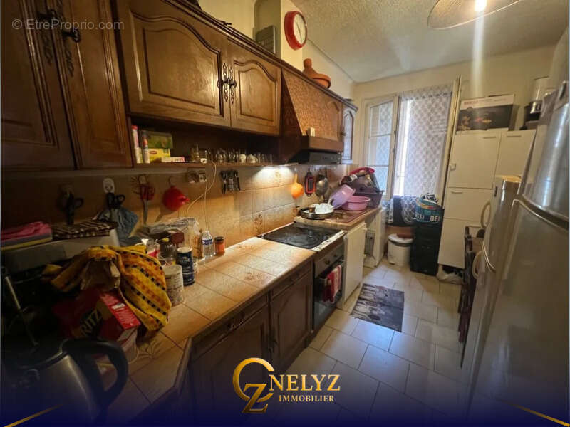 Appartement à MARSEILLE-3E