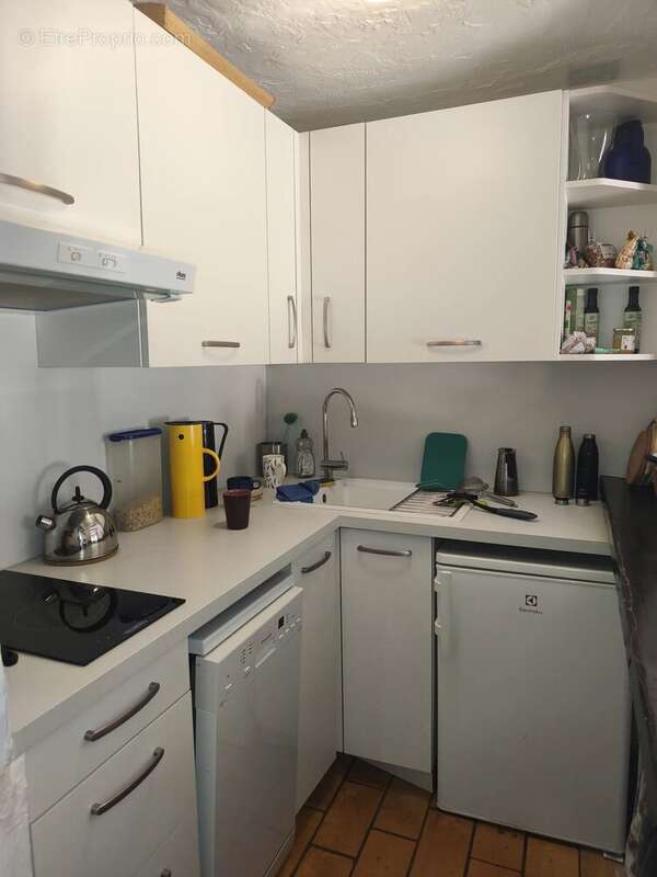  à vendre – t2  avec acces jardin à sanary-sur-mer  - photo 4