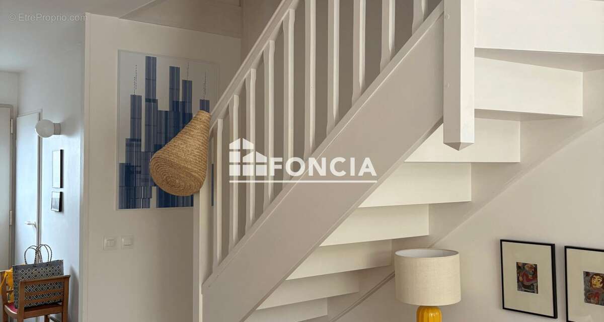 Appartement maison a garches - photo 3