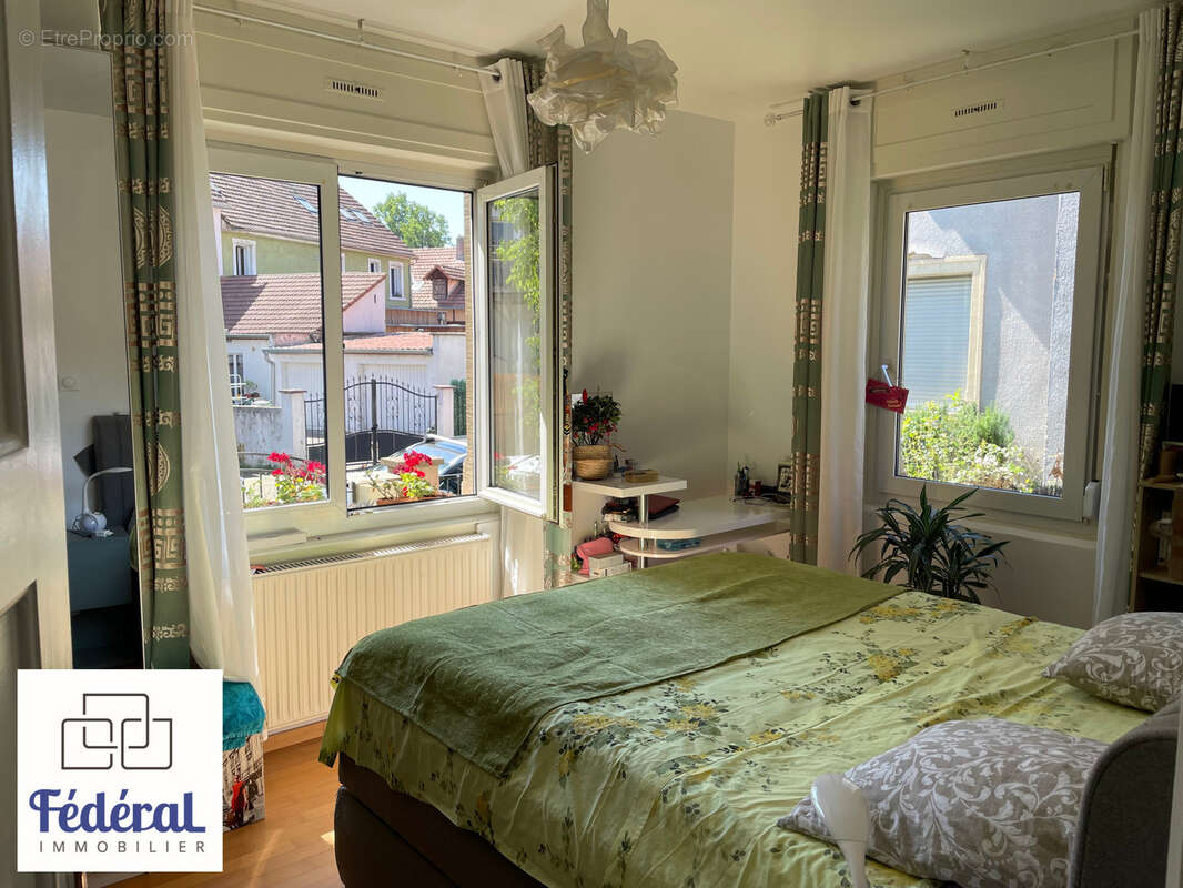 SCHILTIGHEIM F3 de 74m2 rdc, avec balcon et grand jardin dans maison traditionnelle. - photo 5