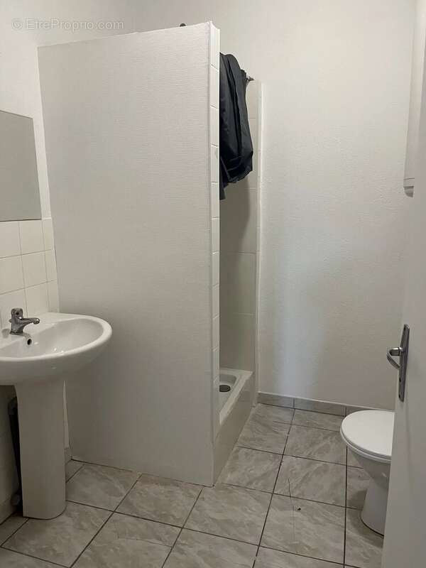 Appartement à BRIENON-SUR-ARMANCON