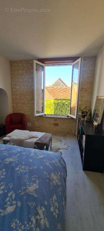 Maison  4 pièce(s) 175 m2 - photo 4