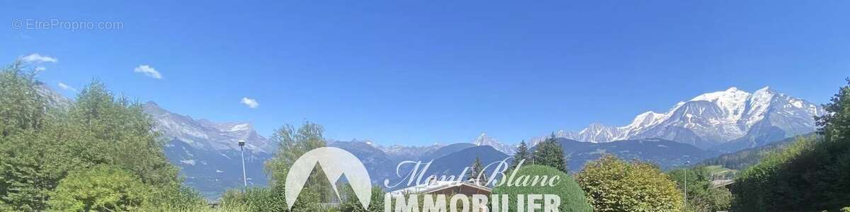 Appartement à COMBLOUX