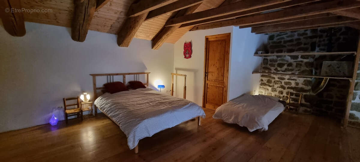 Maison à LE CHAMBON-SUR-LIGNON