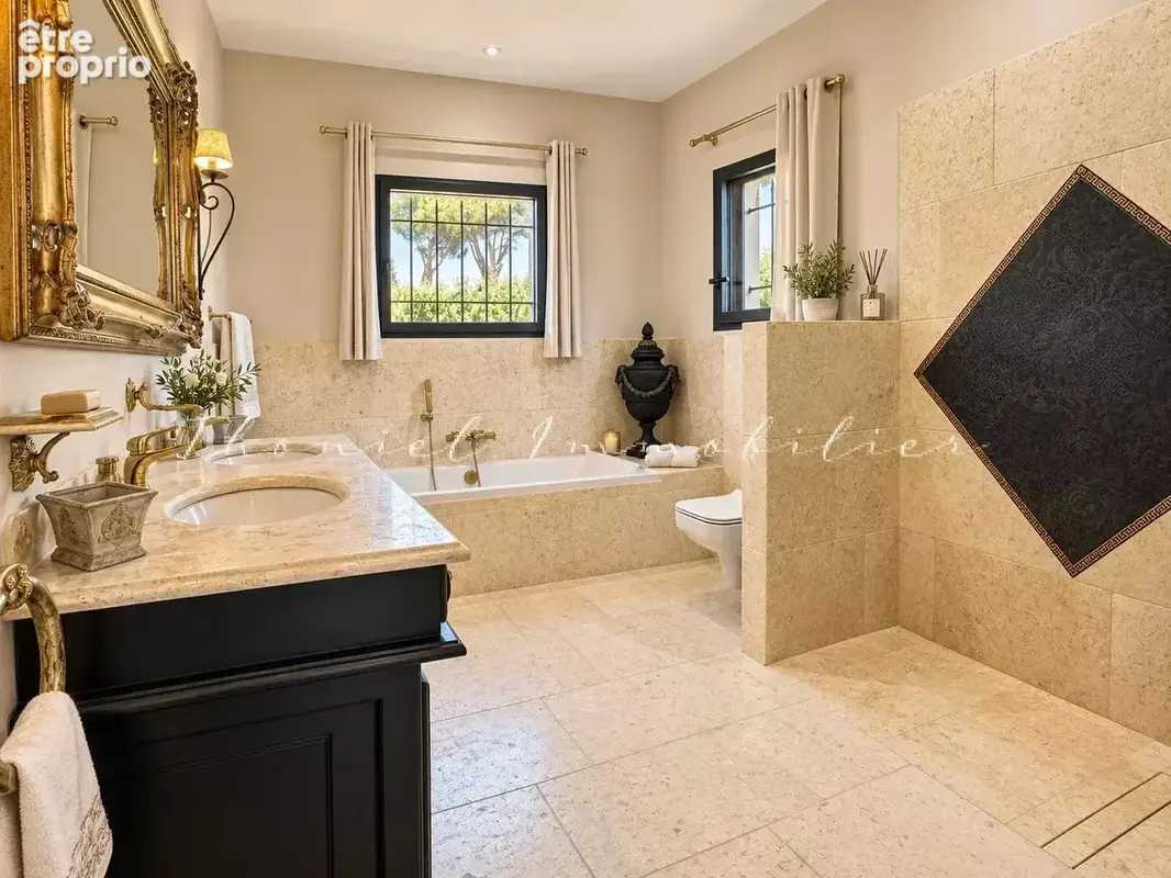 Villa récente de plain-pied à vendre, à 5 minutes du village de Grimaud - photo 10