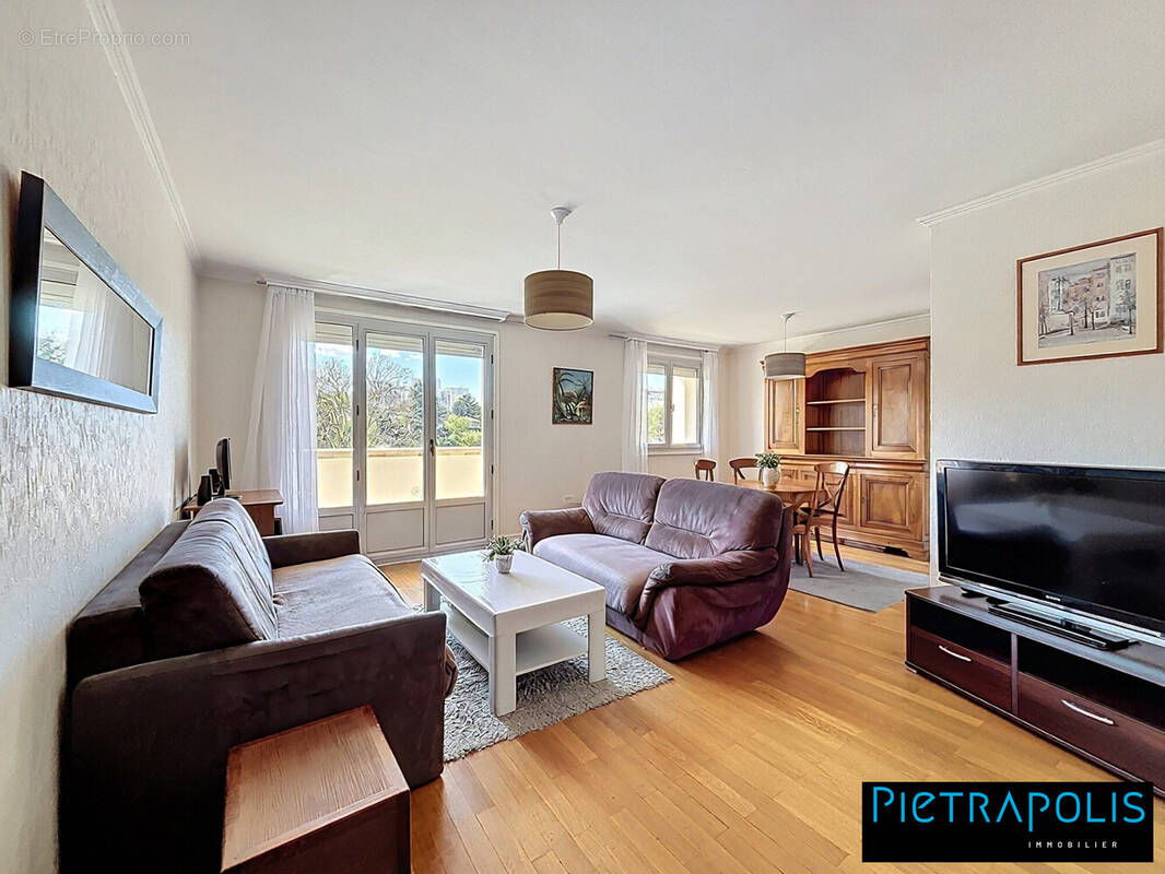 Appartement à LYON-9E