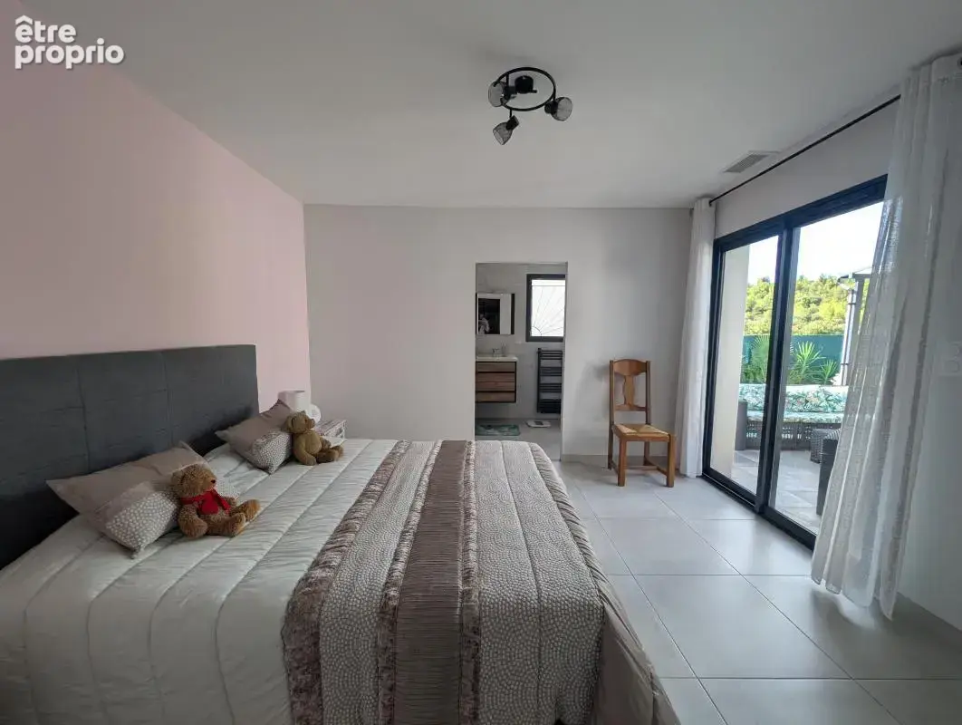 Villa moderne avec piscine - photo 12