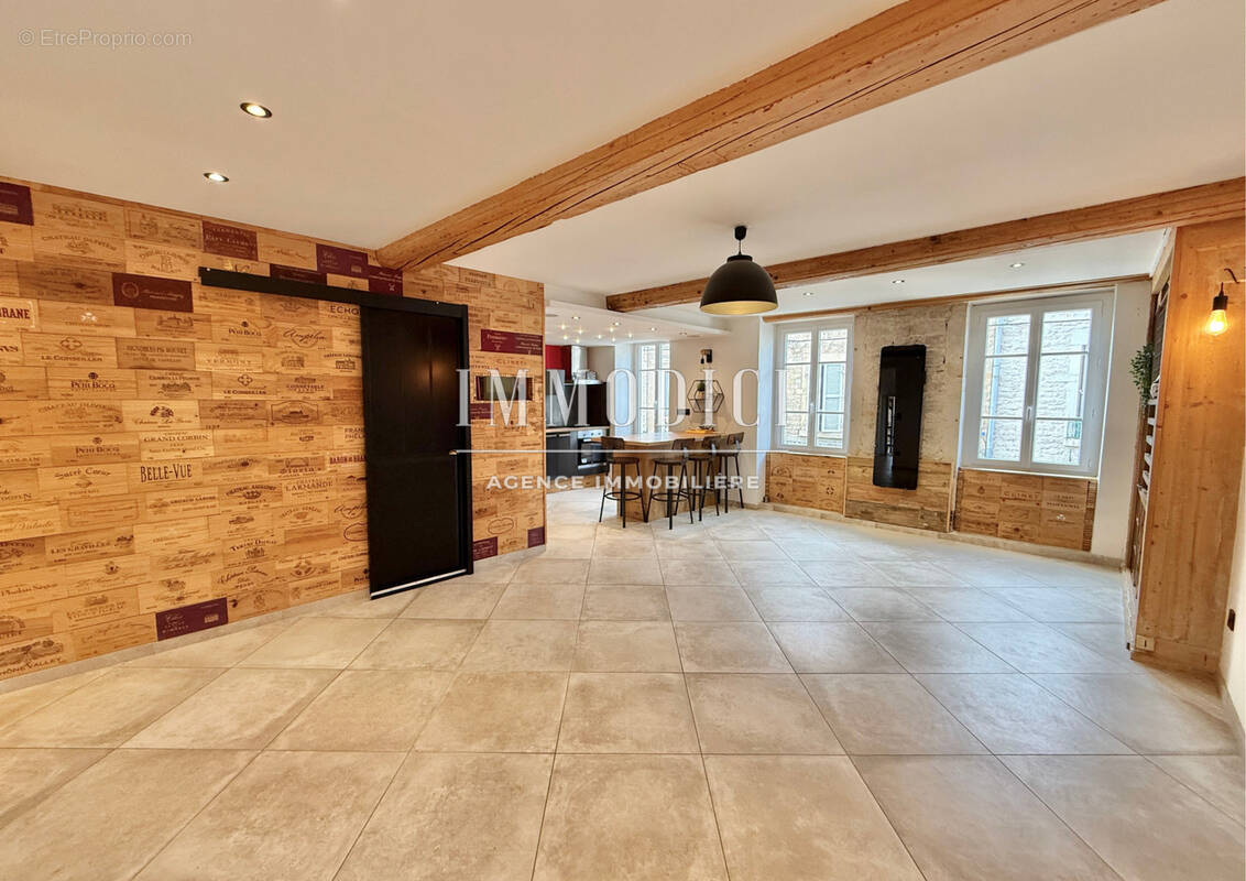Appartement à THOISSEY
