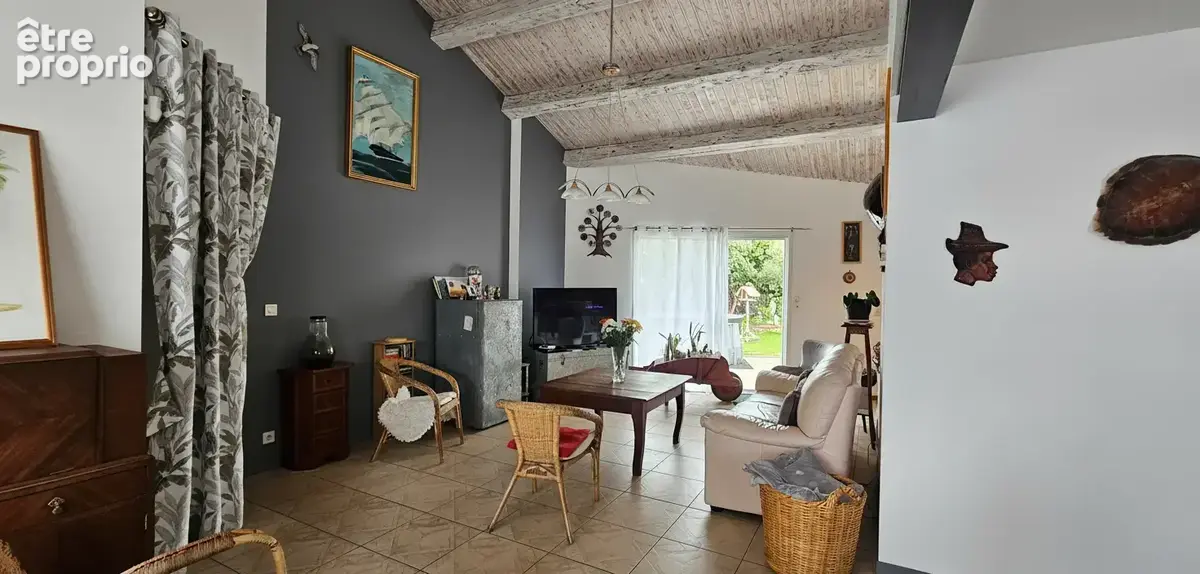 Rare au Pellerin ! Maison de plain-pied DPE B avec vaste salon de plus de 50 m2 et terrain de 1 429 m2 - photo 6