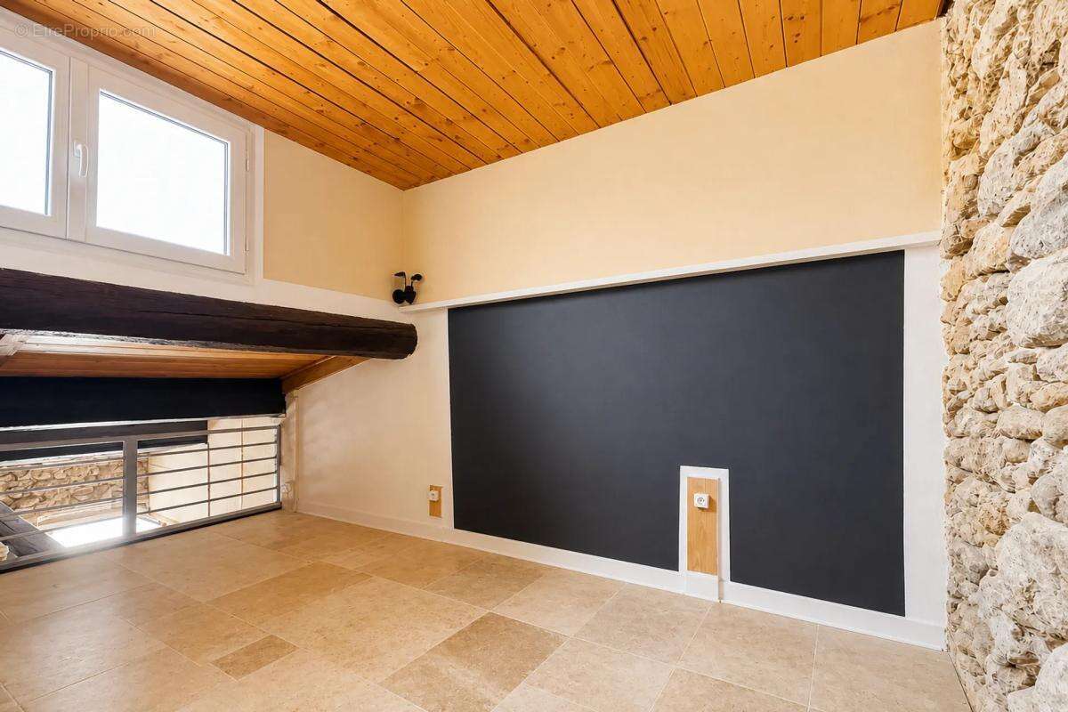 Maison à SAUVIAN