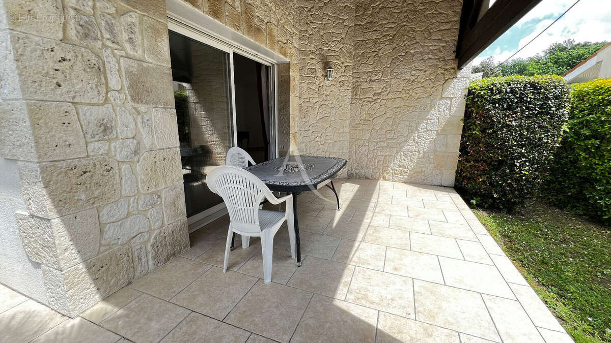 Maison à LES MATHES