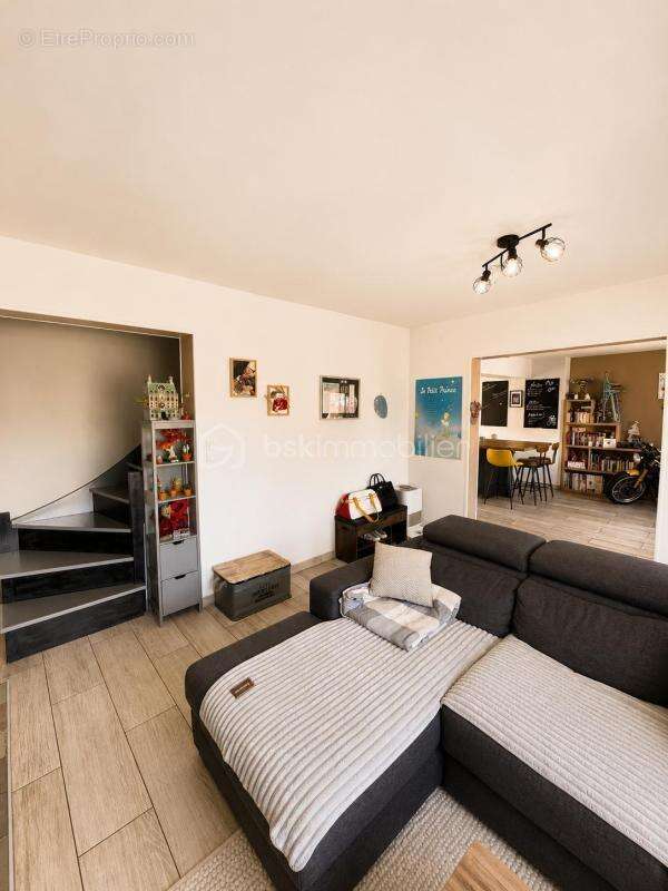 Maison familiale avec suite parentale, à pied de la gare de Gisors - photo 5