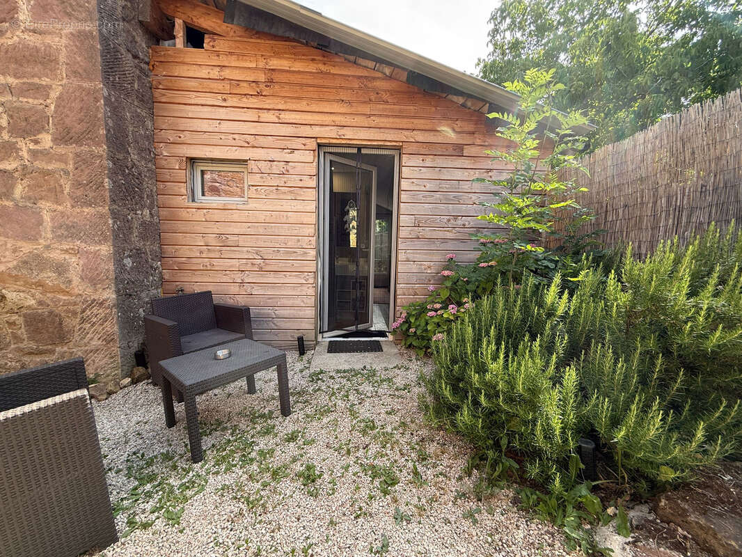 Maison à SAINT-GENIEZ-D'OLT