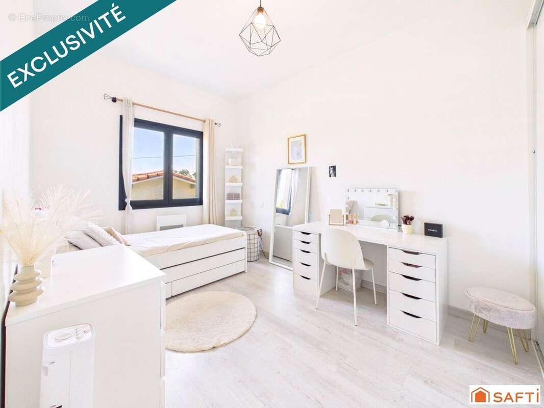 Maison 115 m² à Villeneuve-Tolosane  - photo 8
