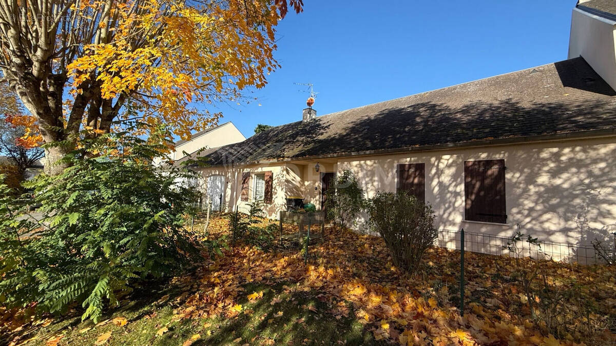 Maison à BONNY-SUR-LOIRE