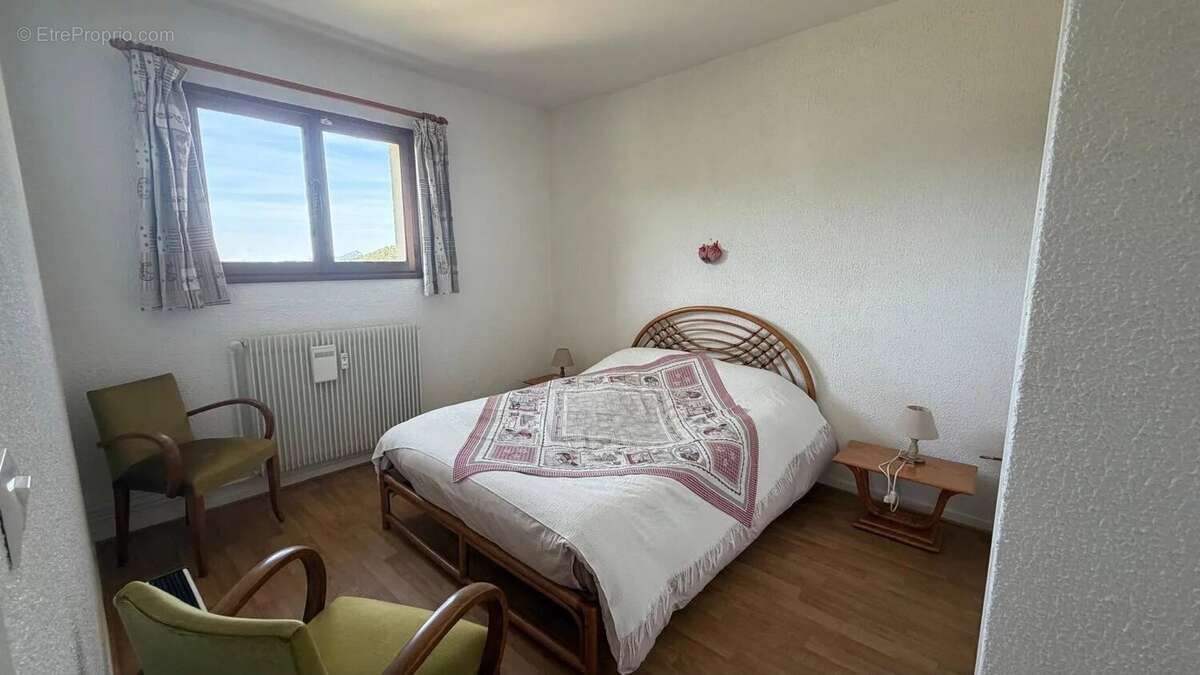 Appartement à VALLAURIS