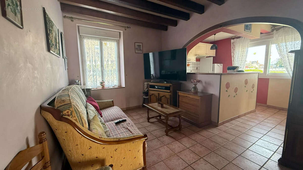 Maison à THORIGNE-SUR-DUE