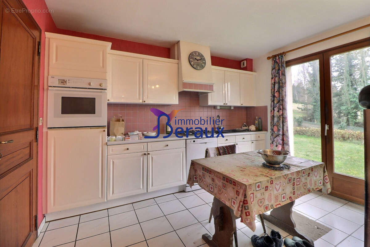 Maison à SAINT-MARTIN-DE-BOSCHERVILLE