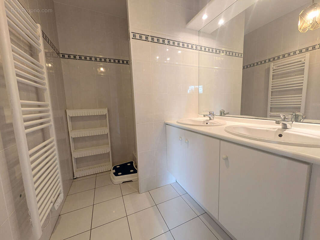 Appartement à LA CHAPELLE-SUR-ERDRE