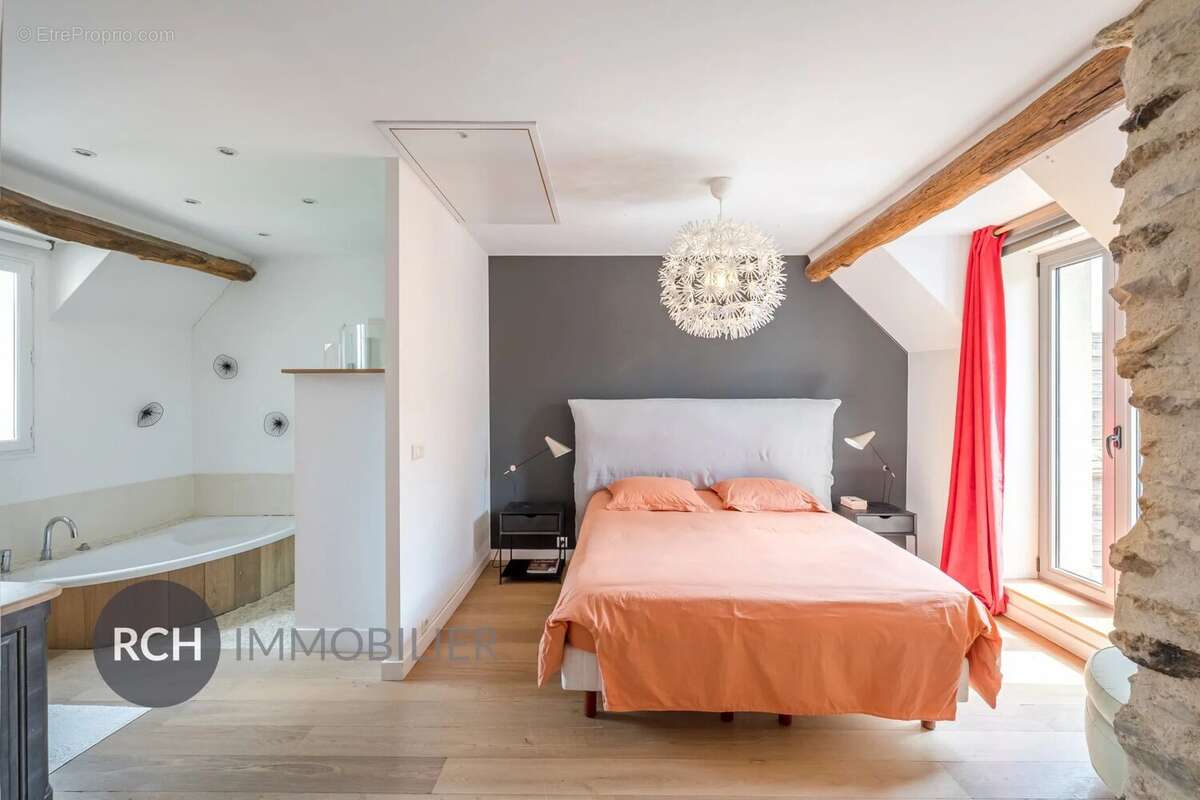 Maison à MONTFORT-L&#039;AMAURY