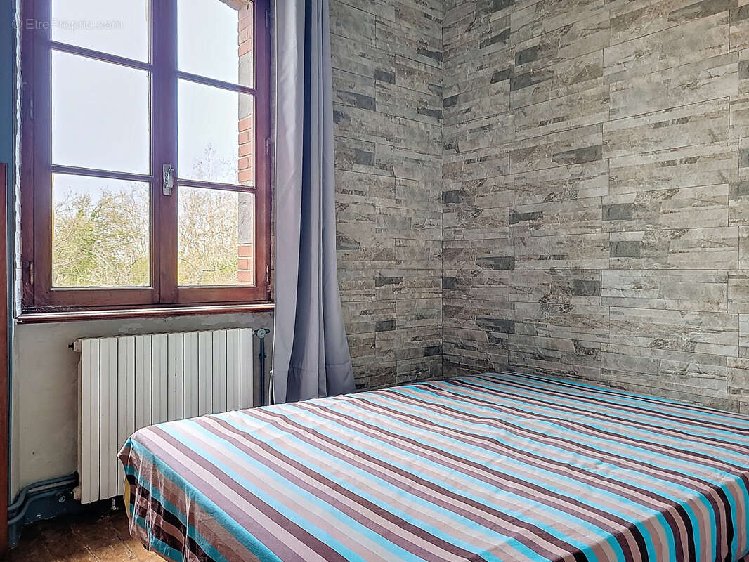 Maison à MONTMARTIN-SUR-MER