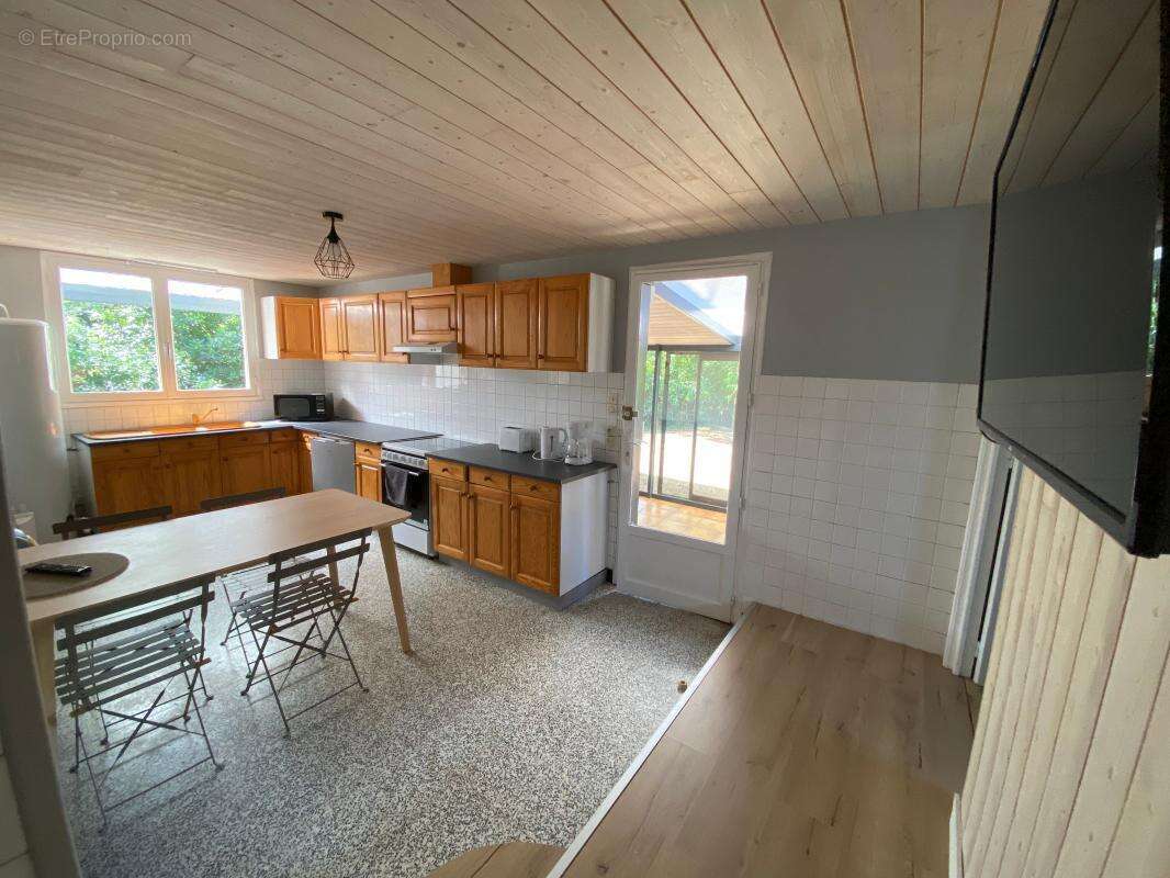 Maison à LES MATHES