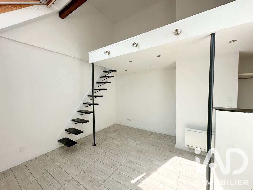 Appartement 31 m² à Corbeil-Essonnes  - photo 2