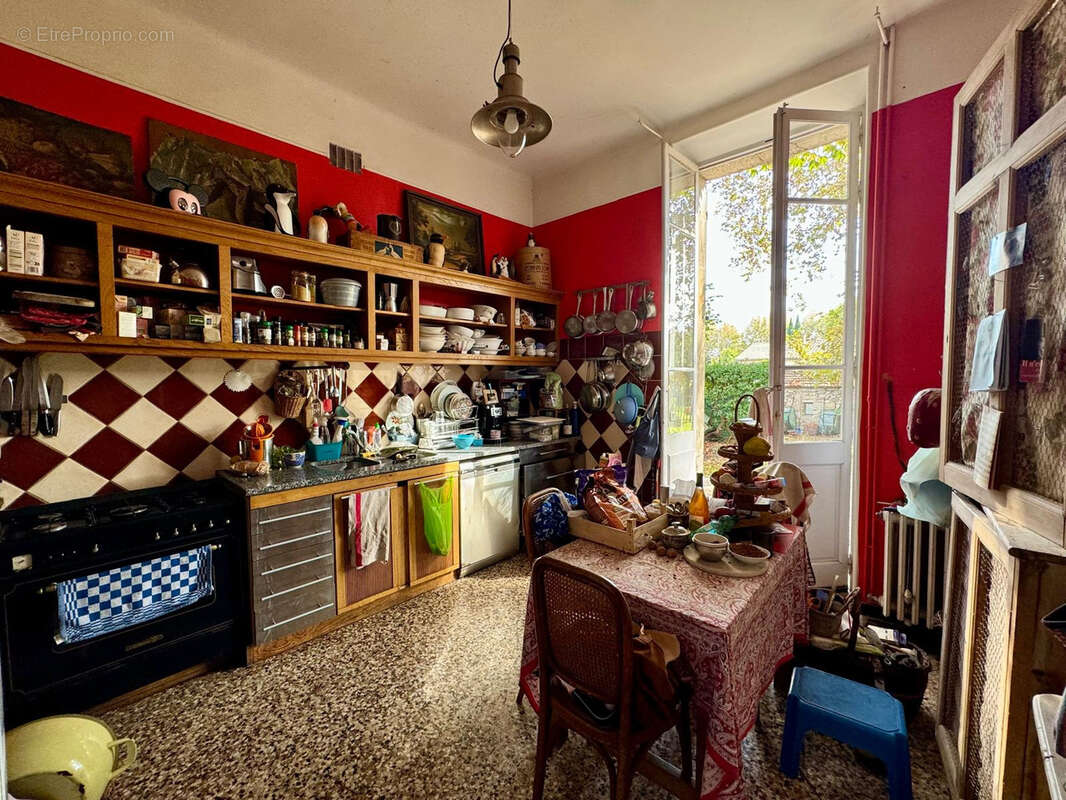 Maison à L'ISLE-SUR-LA-SORGUE