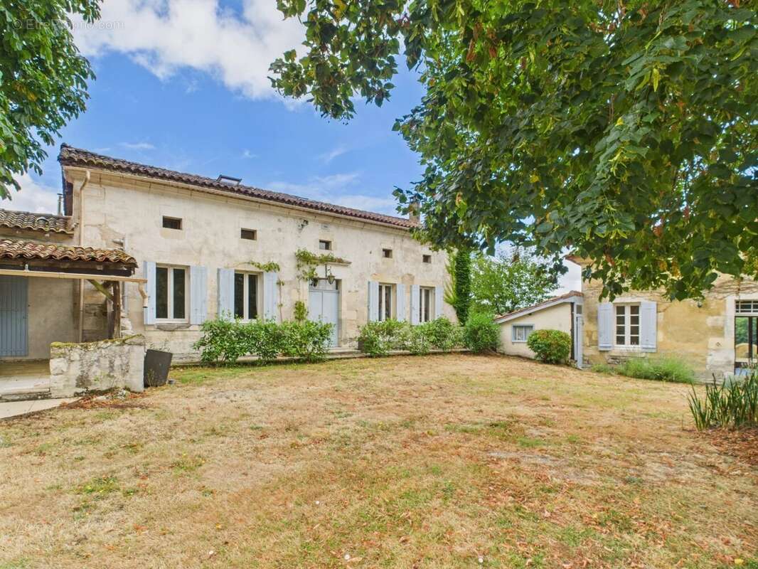 Charmante maison charentaise en pierre avec maison d'amis, piscine et plus de 1Ha de terrain - photo 17