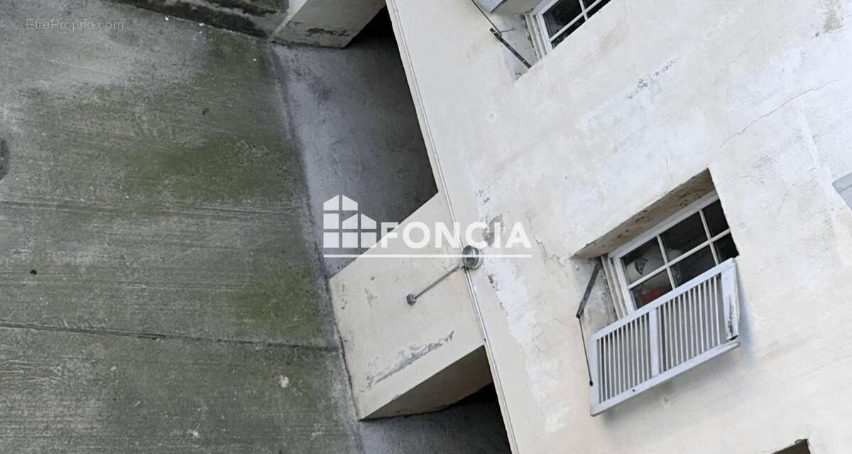 Appartement à MARSEILLE-2E