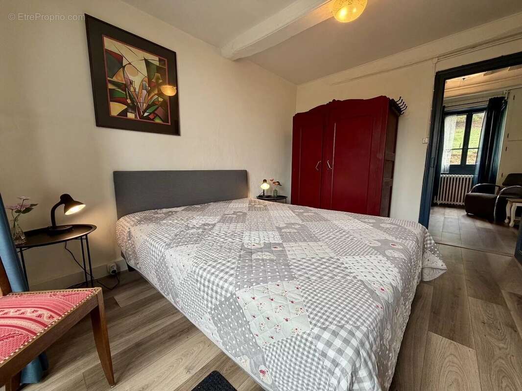 Maison à LUCENAY-L'EVEQUE