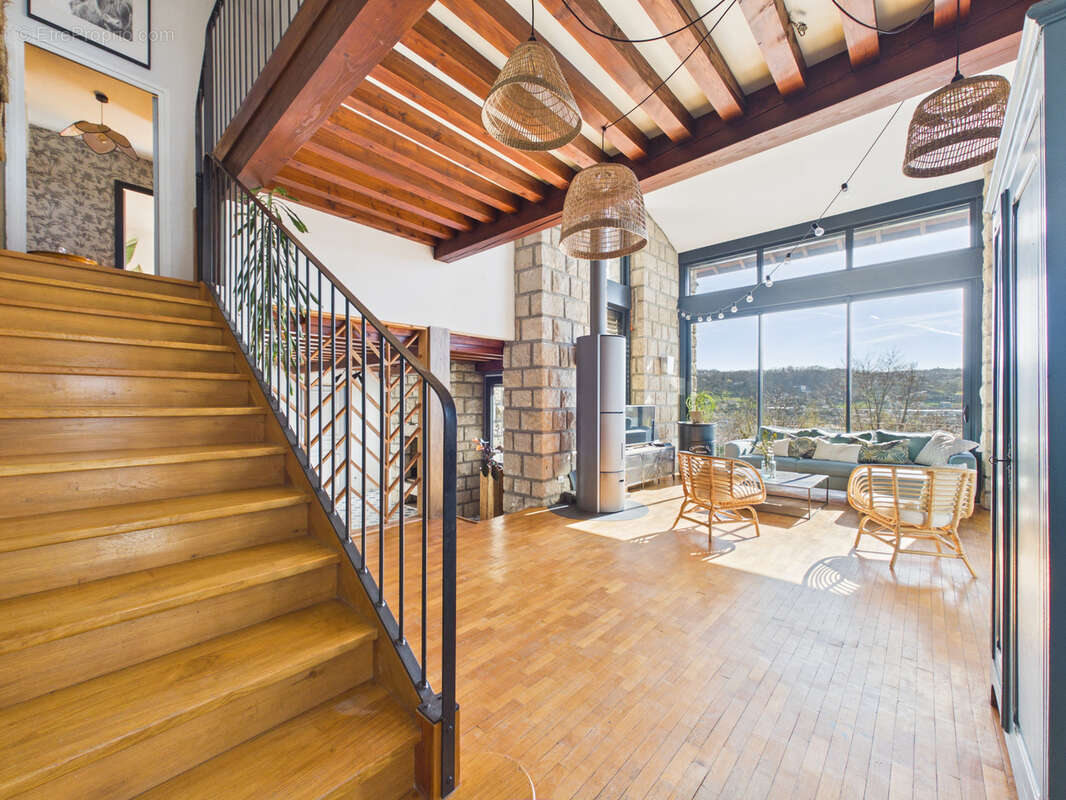 Maison à BRIVES-CHARENSAC