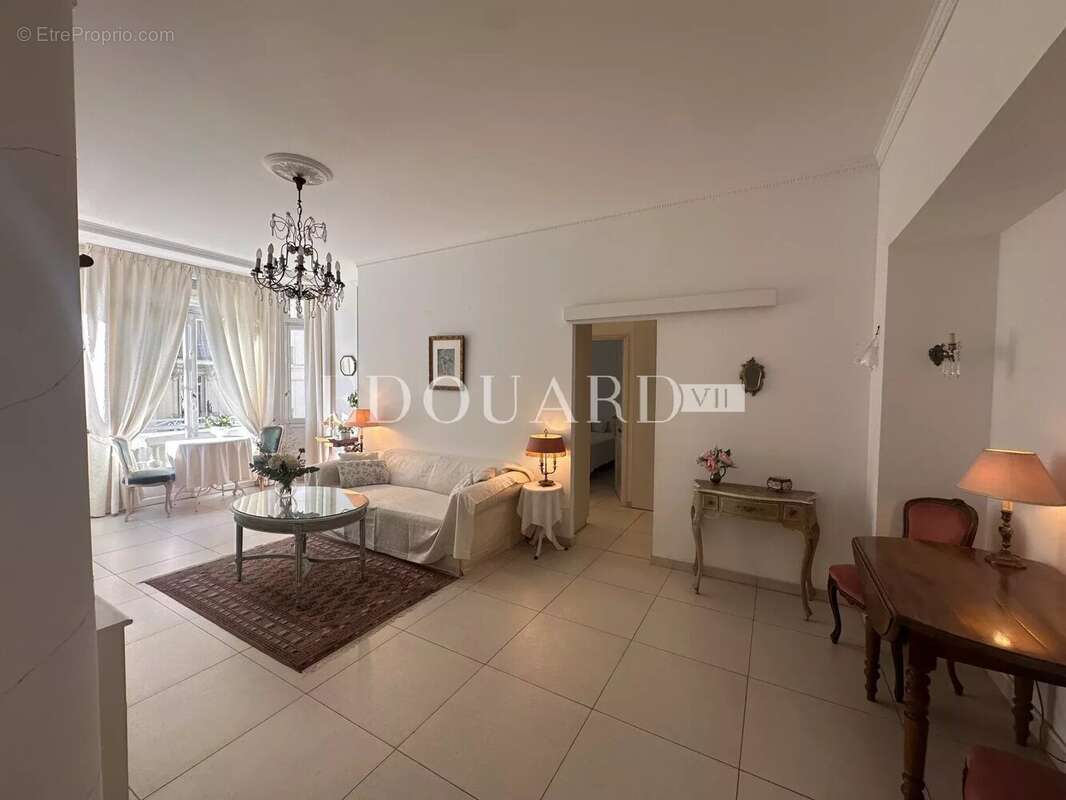 Appartement à MENTON