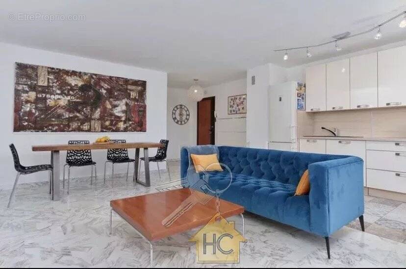 Appartement à LE CANNET