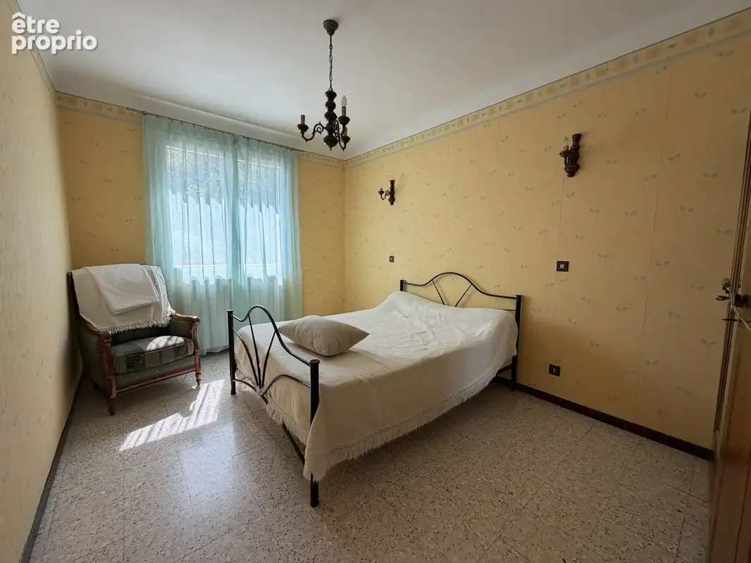 LAUDUN - Grande maison familiale avec appartement, piscine et terrain 1279m2 - photo 18