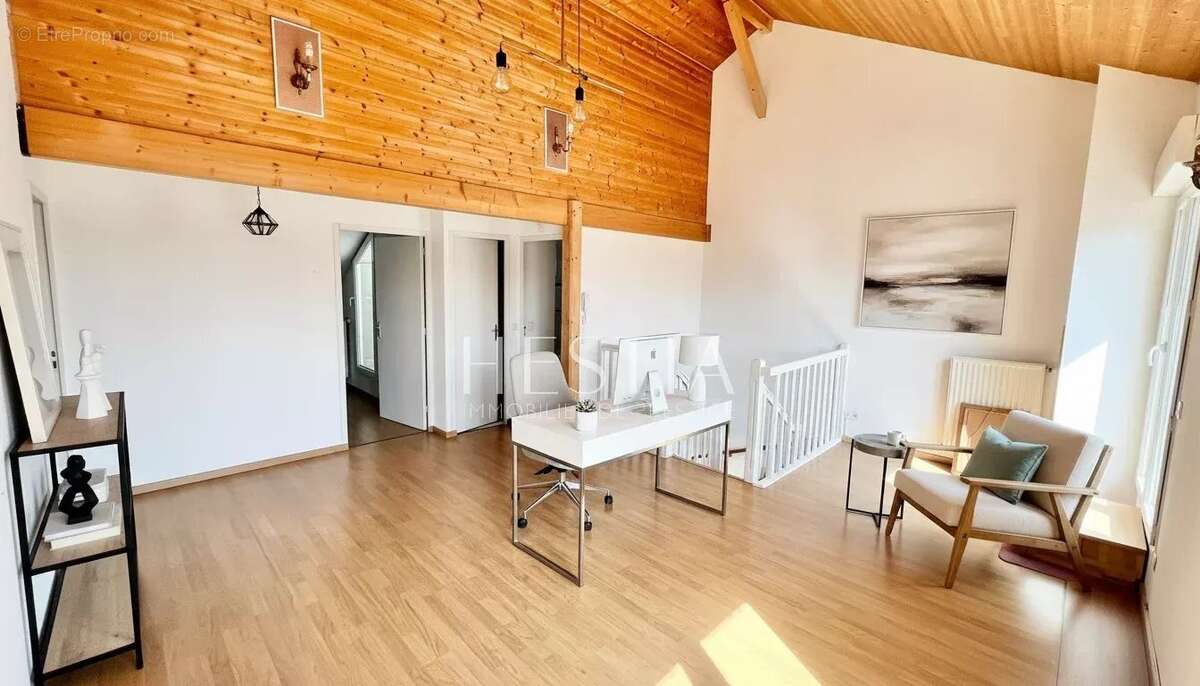 Appartement à LE BOURGET-DU-LAC