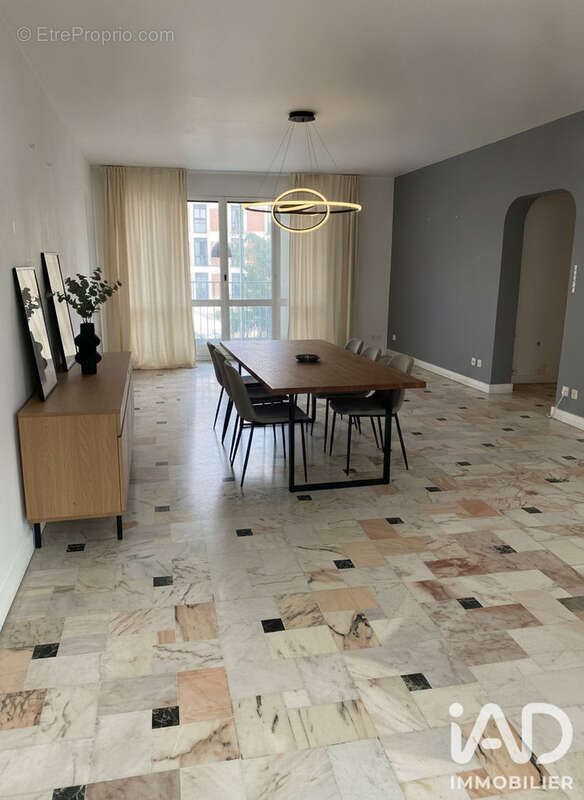 Photo 2 - Appartement à FONTAINEBLEAU