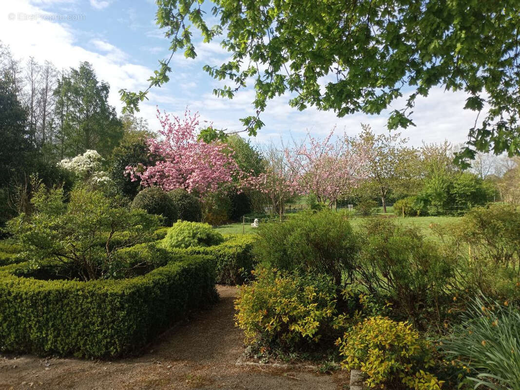 Maison à SAINT-AUBIN-DES-PREAUX