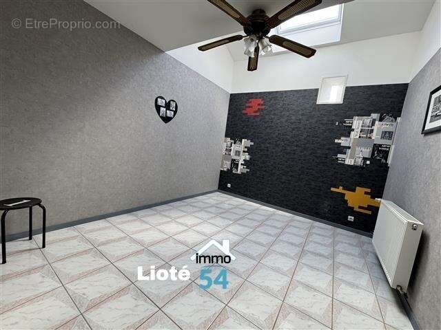 Maison 151 m² à Mangonville  - photo 10