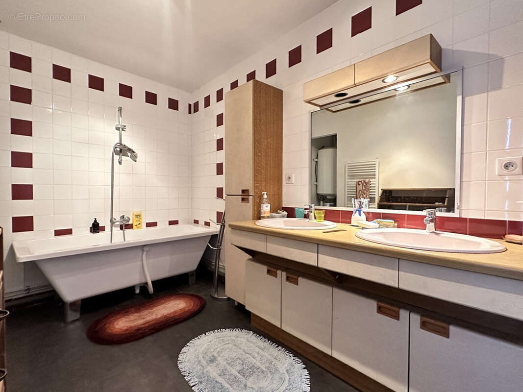 Maison à DONNEMARIE-DONTILLY